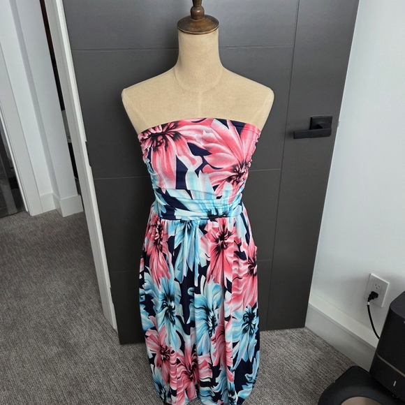 New Floral Strapless Dress - Picture 2 of 2